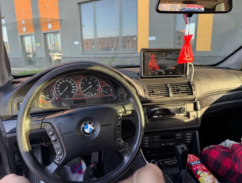 Магнитола универсал любое мошина учун на торпедо 2/32г, 4/64г янги