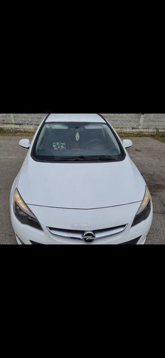 Autoturism Opel Astra J