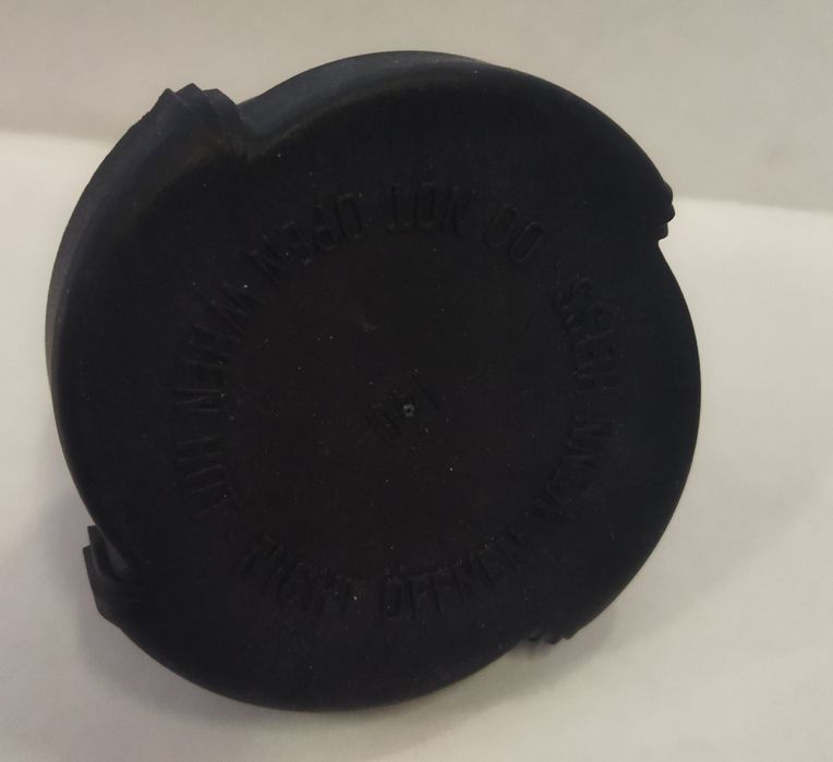 SWAG крышка радиатора BMW