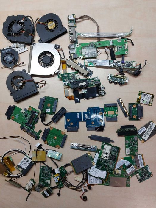 Piese schimb stare de functionare ptr diverse  laptopuri.