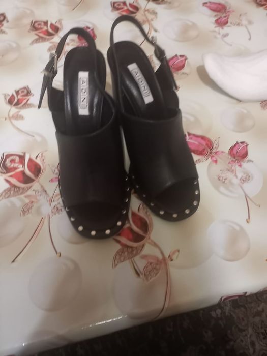 Босоножки кожаные турция