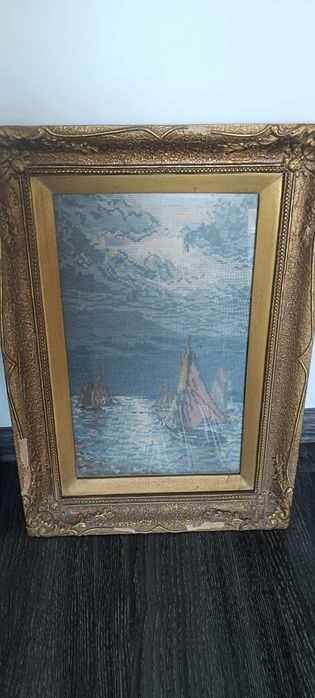 Оригинални гоблени с позлатена дървена рамка