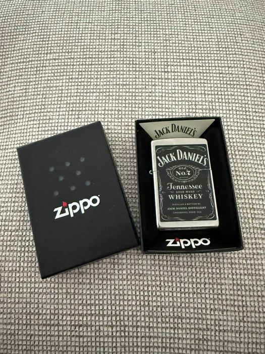 Brichetă Zippo Jack Daniel's NOU!