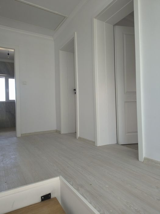 Vând 1/2 duplex in Sag