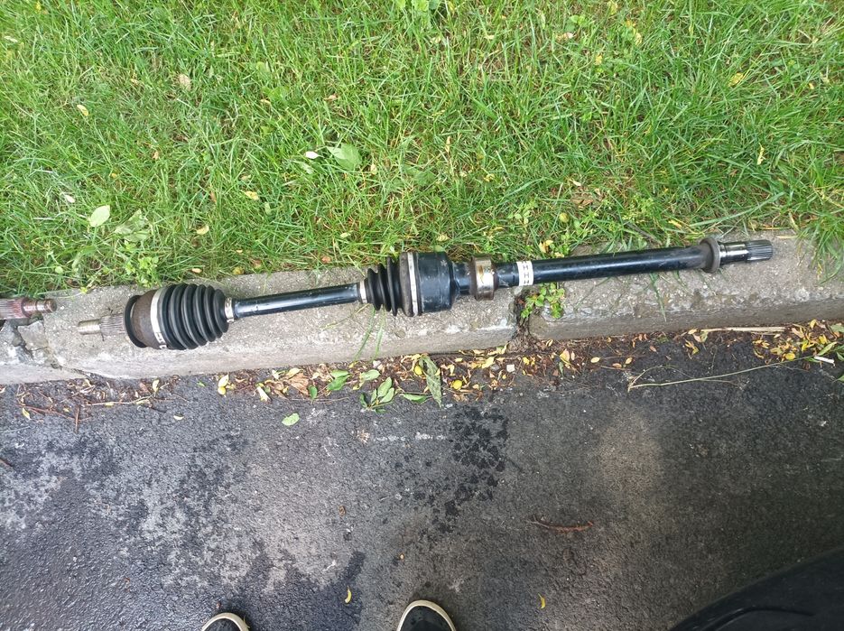 Полуоски ,лява и дясна за Mazda CX-5 (KE, GH) 2.2 D 150 ко