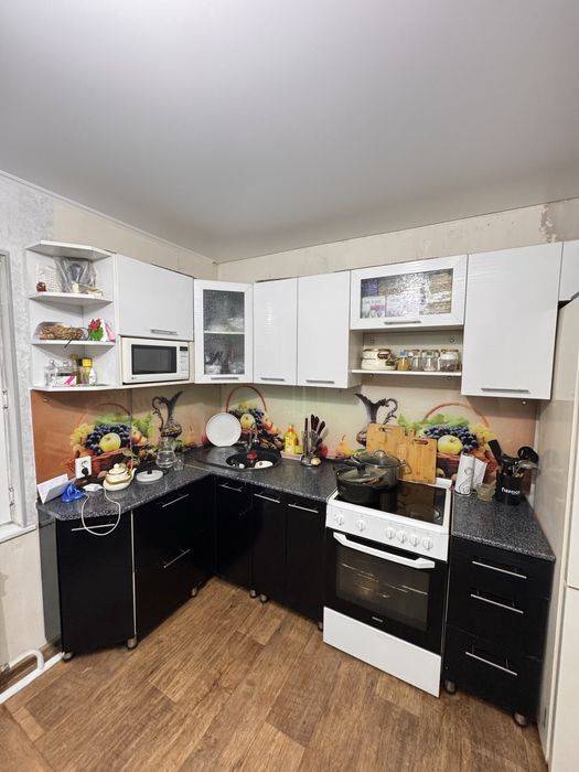 Продам кухонный гарнитур