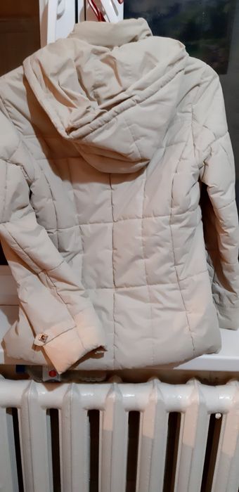 Куртка зимняя бежевая