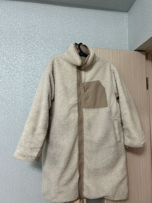 Продам демисезонную куртку, размер M