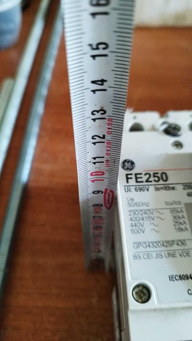 Шалтер прекъсвач General Electric FE 250 - трифазен 250A