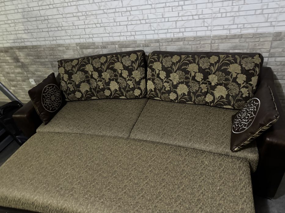 Диван для гостинной