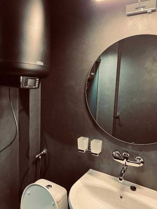 ЕЛЕГАНТЕН напълно обзаведен апартамент в ЦЕНТЪРА на гр. Карлово