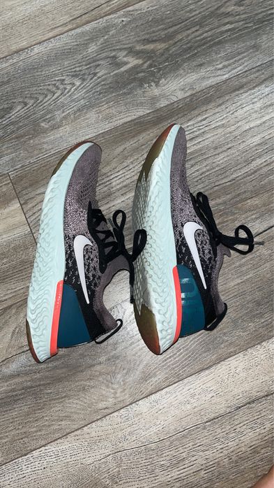 Дамски маратонки Nike