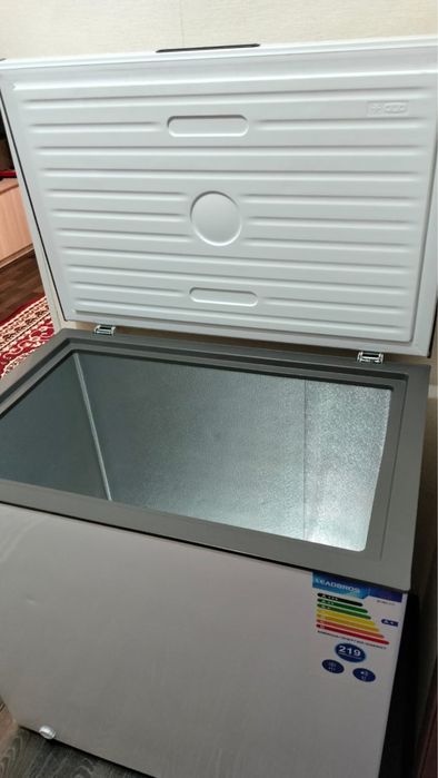 Срочно Продам морозильник