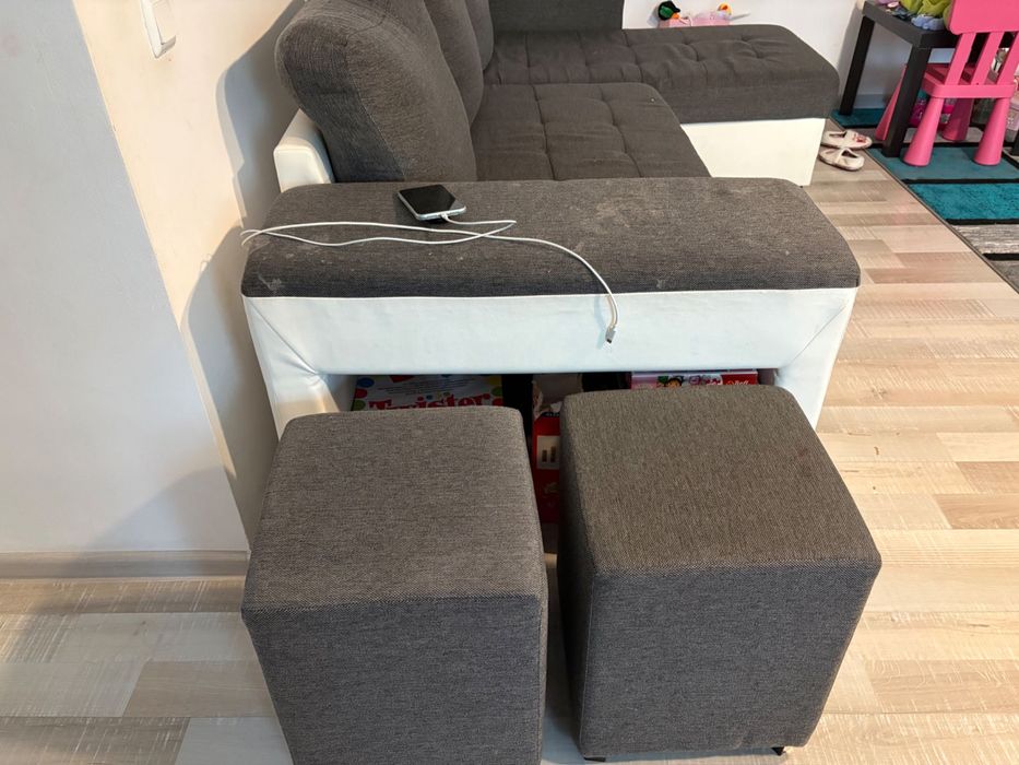 Set mobilier living si canapea