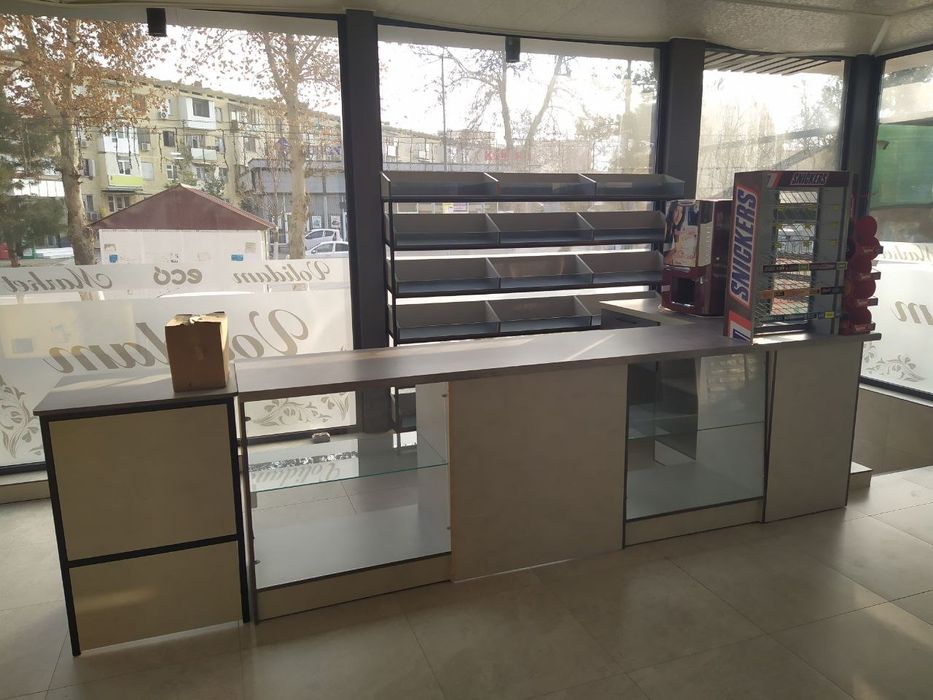 Продаётся мебель для магазина