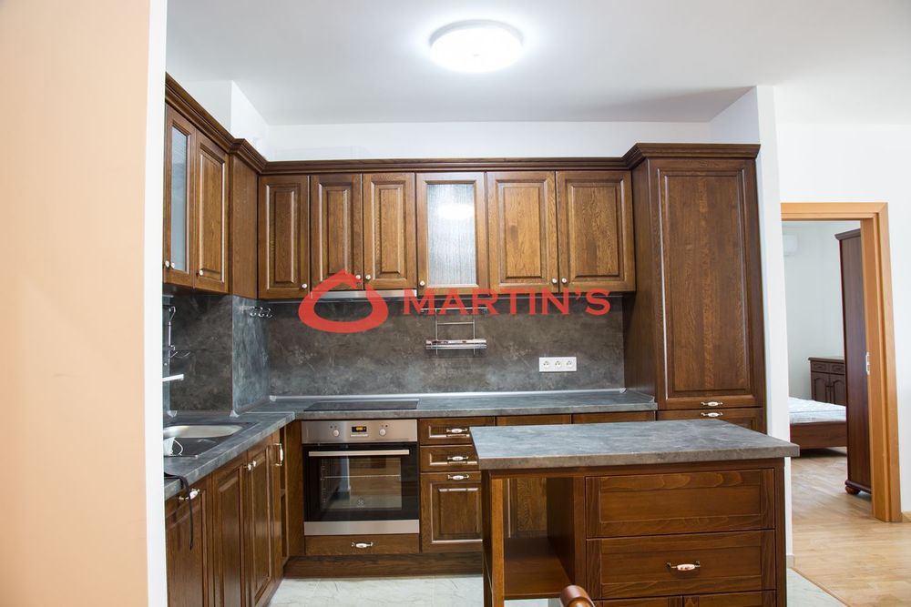 Дава се под наем Тристаен апартамент в София, Витоша - 120 кв.м за 800 € - Снимка #4