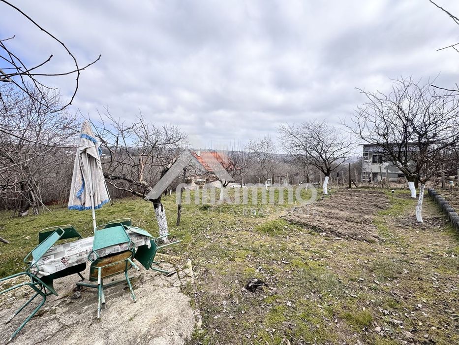 Парцел в Варна-м-т Боровец - юг площ 1200 цена 59900