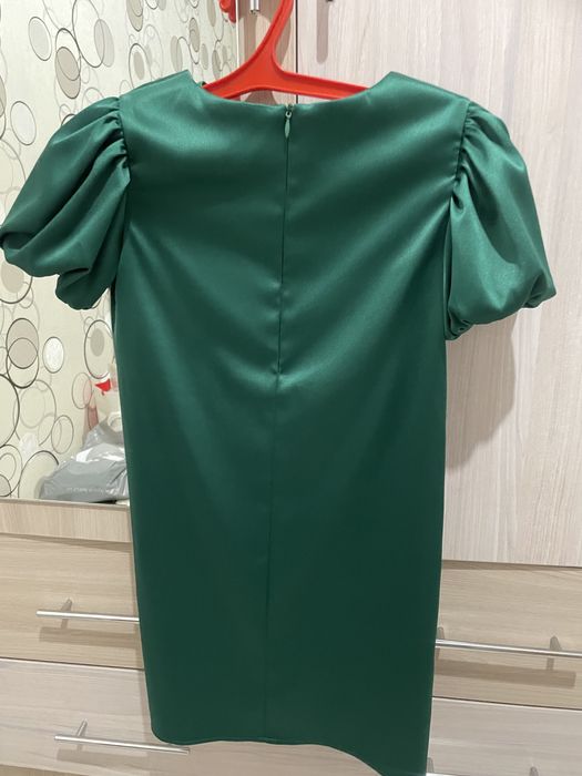 Продаю платье на девочку