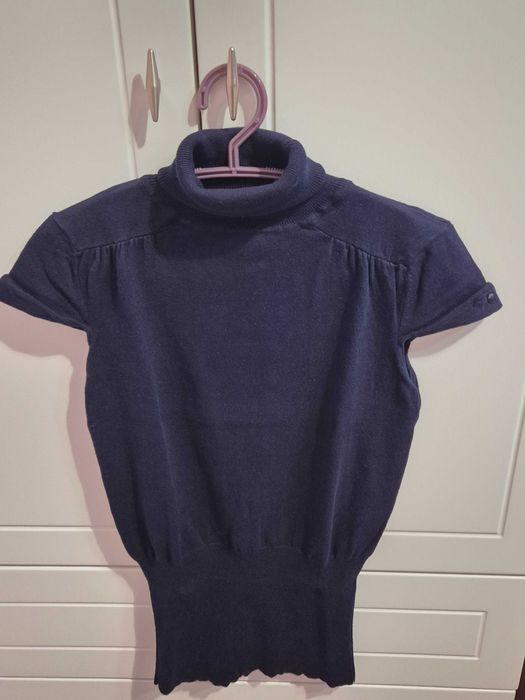 Maletă bleumarin cu mânecă scurtă