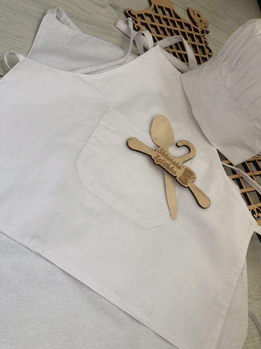 Готвярски престилки и шапки