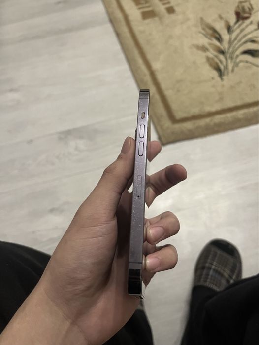 Продаю Iphone 14 pro