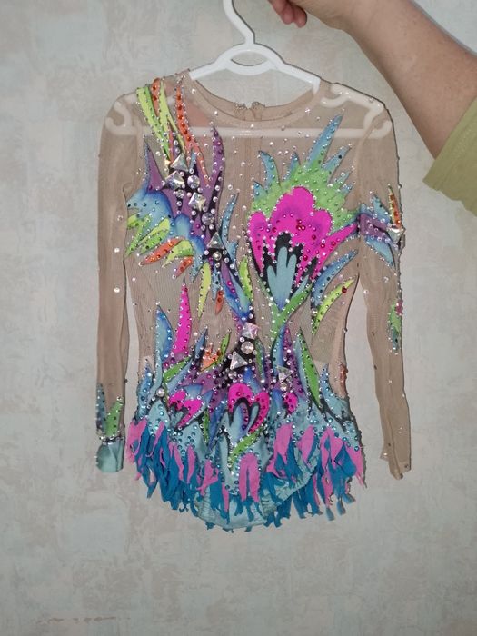 Купальник для художественной гимнастики