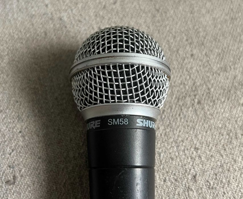 Microfon profesional Shure SM58 dinamic cardioid – XLR 3 pini