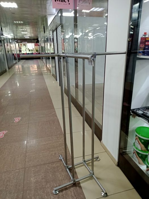 Продам стойку для вещей