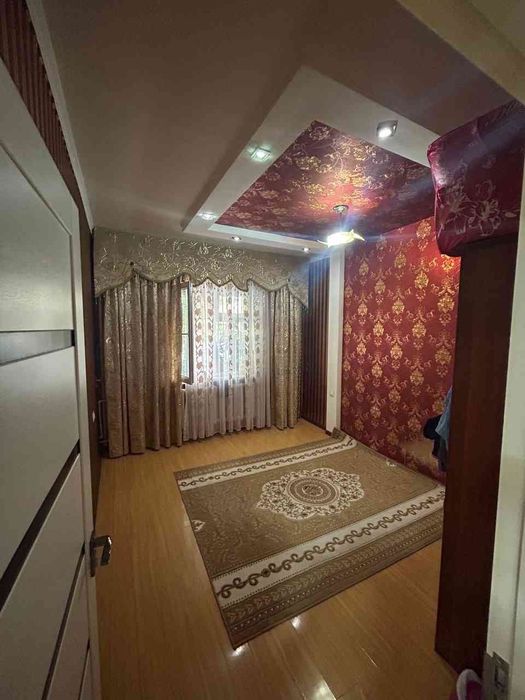 Продается квартира 4 комнатная