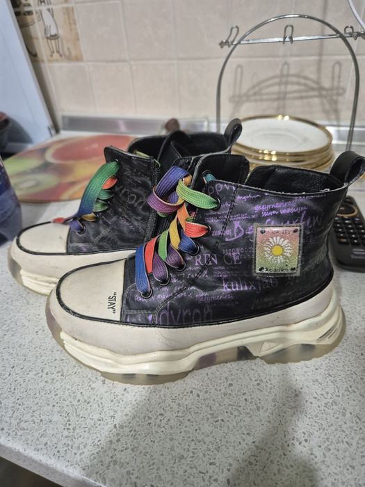 Продам  дет кроссы