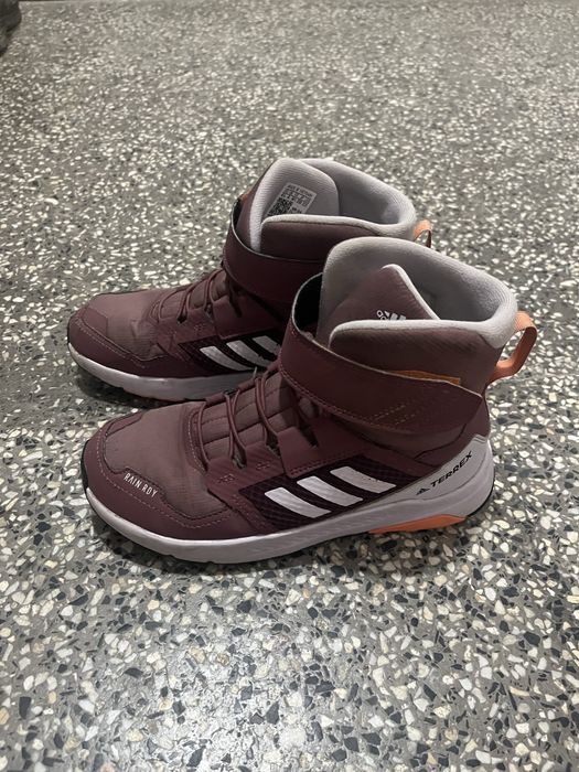 Есенно-зимни маратонки adidas! 36.5 ночер