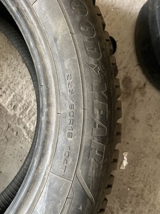 Продам резину зимнюю б/у