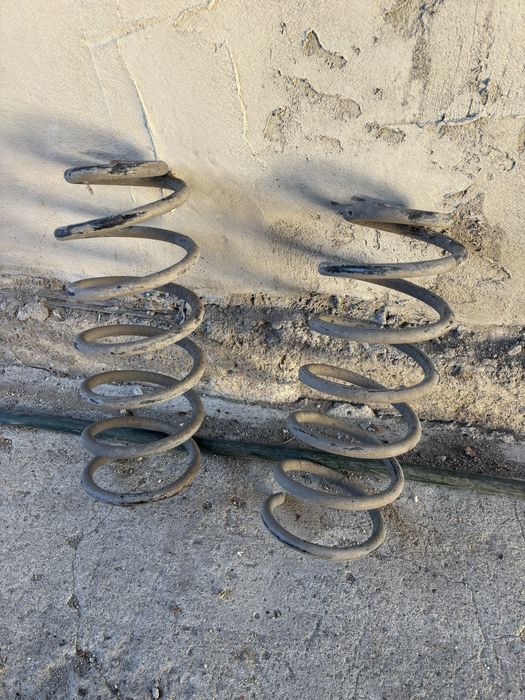 Продам пружины от пассат б3-б4