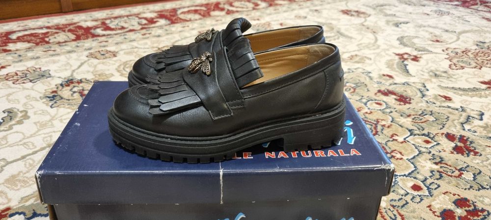 Mocasini din piele naturala