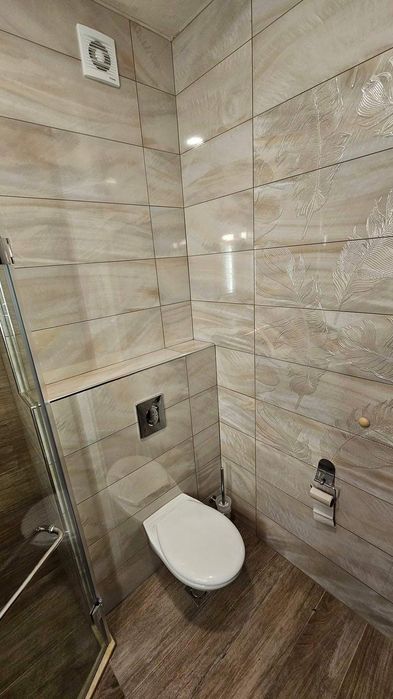 Дава се под наем Двустаен апартамент в Бургас, Лазур - 85 кв.м за 765 € - Снимка #7