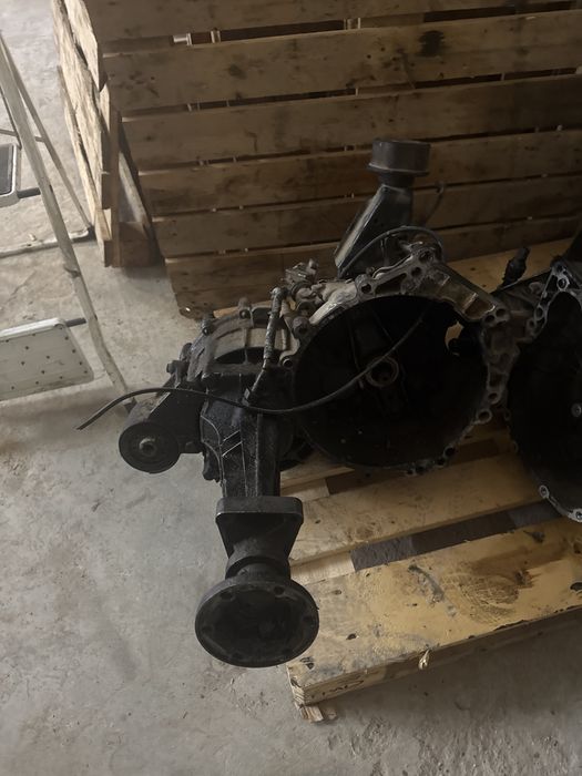 Скоростна кутия Транспортер Т4 CCY 5-скорости 2.4 тди / Transporter T4