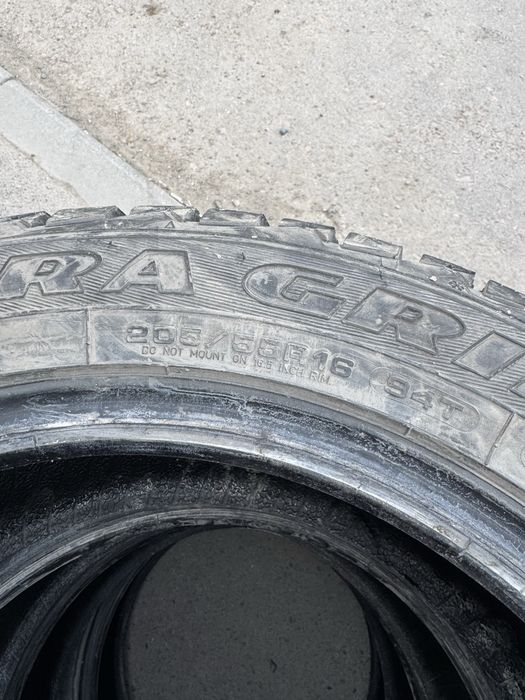 Продам зимние шины goodyear r16