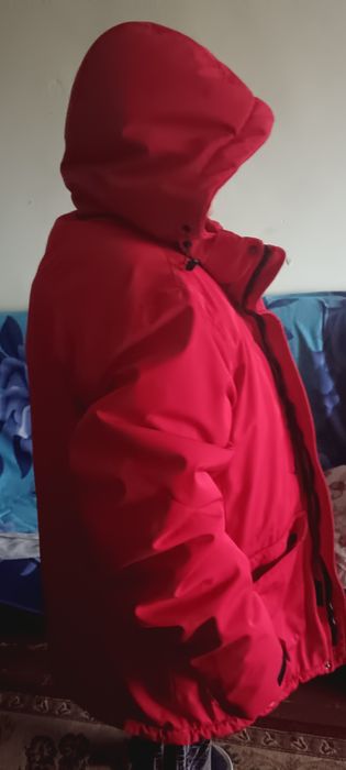 Продам Зимнюю Куртку!!!