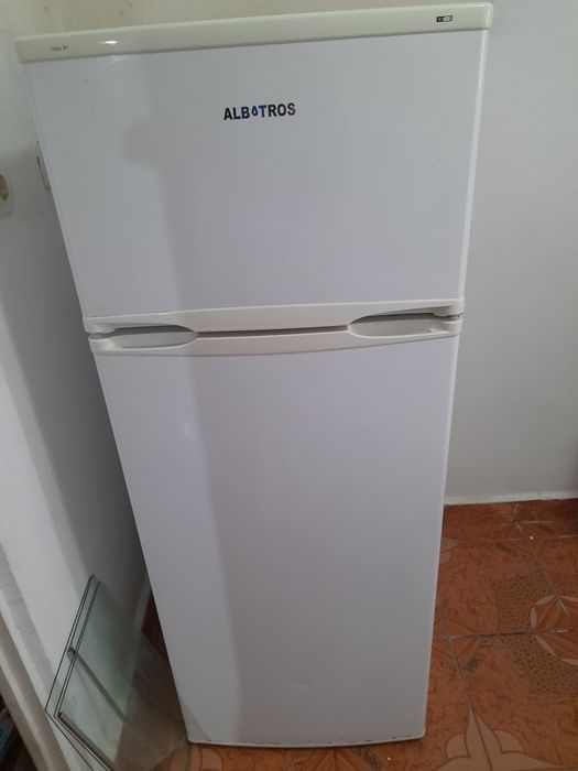 Vand frigider marca Albatros