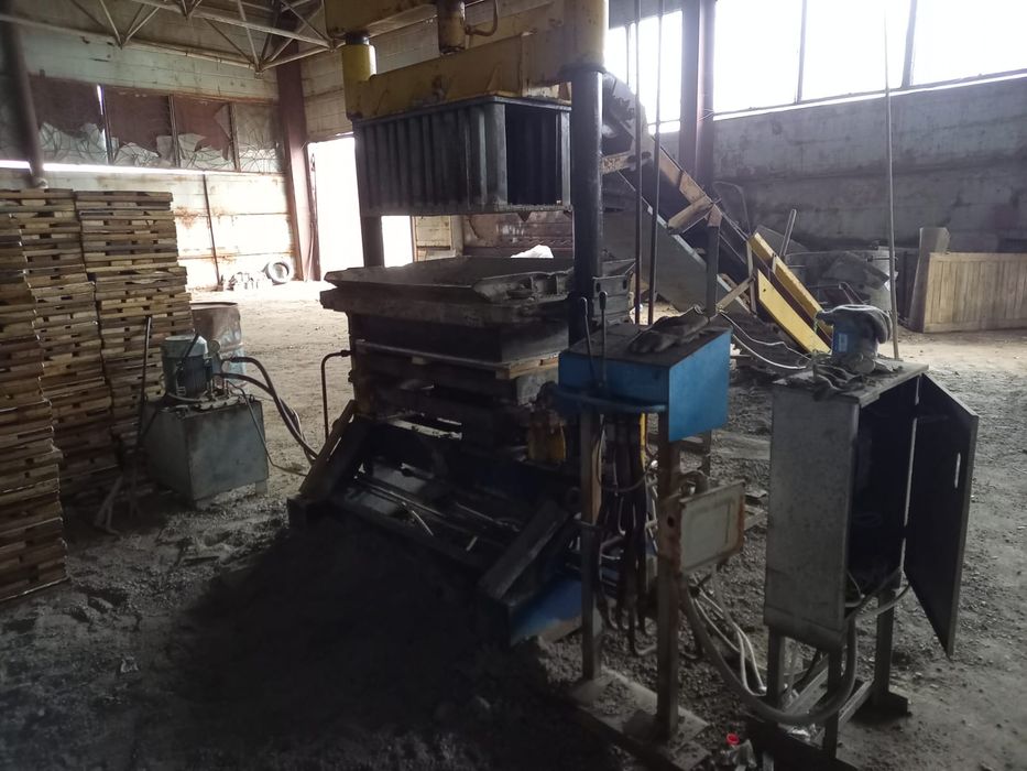 Рефей 05 продам для керамзит блок и брусчатка