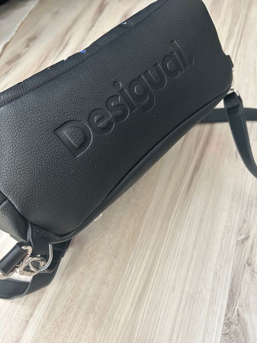 Чанта, тип раница  Desigual