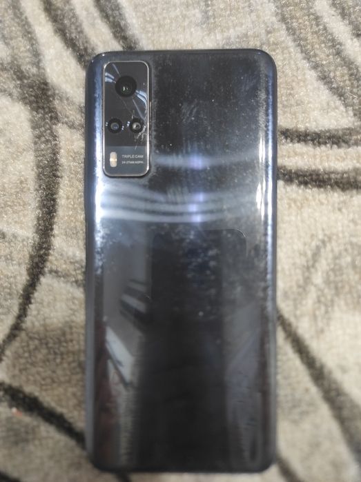 телефон Vivo Y31