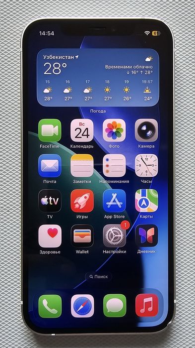 iPhone 12 сотилади , кўриниши расмларда . 64gb