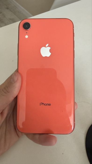 XR iphone в хорошем состоянии
