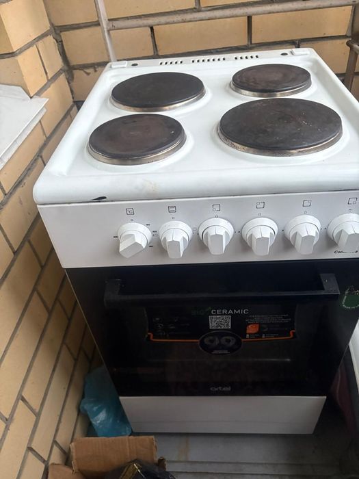 Плита черно белая