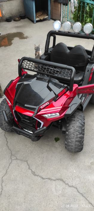 Децкая машина электромобил