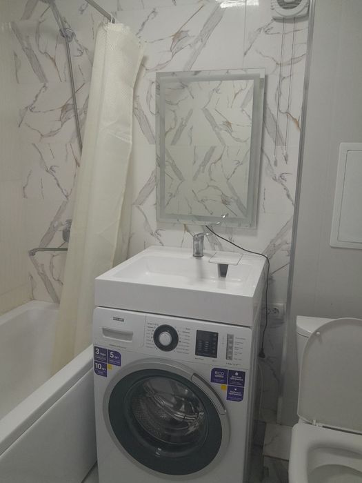 Сдаётся Чиланзар 5под Офис 3комн 1 этаж.