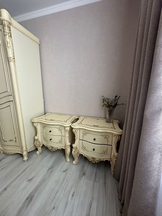 Спальный гарнитур