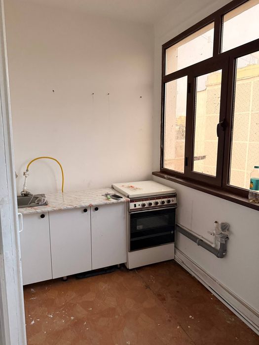 40 letda Metro yaqinda 3 xonali xonadon ijaraga Beriladi