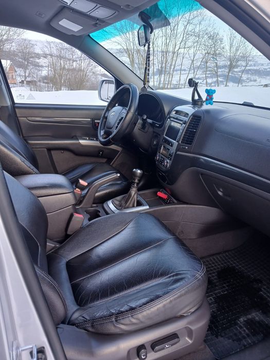 Vând hyundai santa fe 2